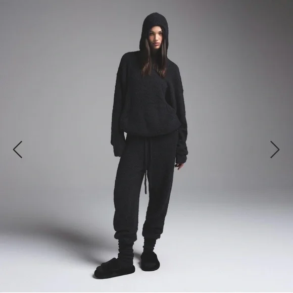 Cozy NEW WINTER 2024 COLLECTION knit unisex hoodie - Picture 3 of 7